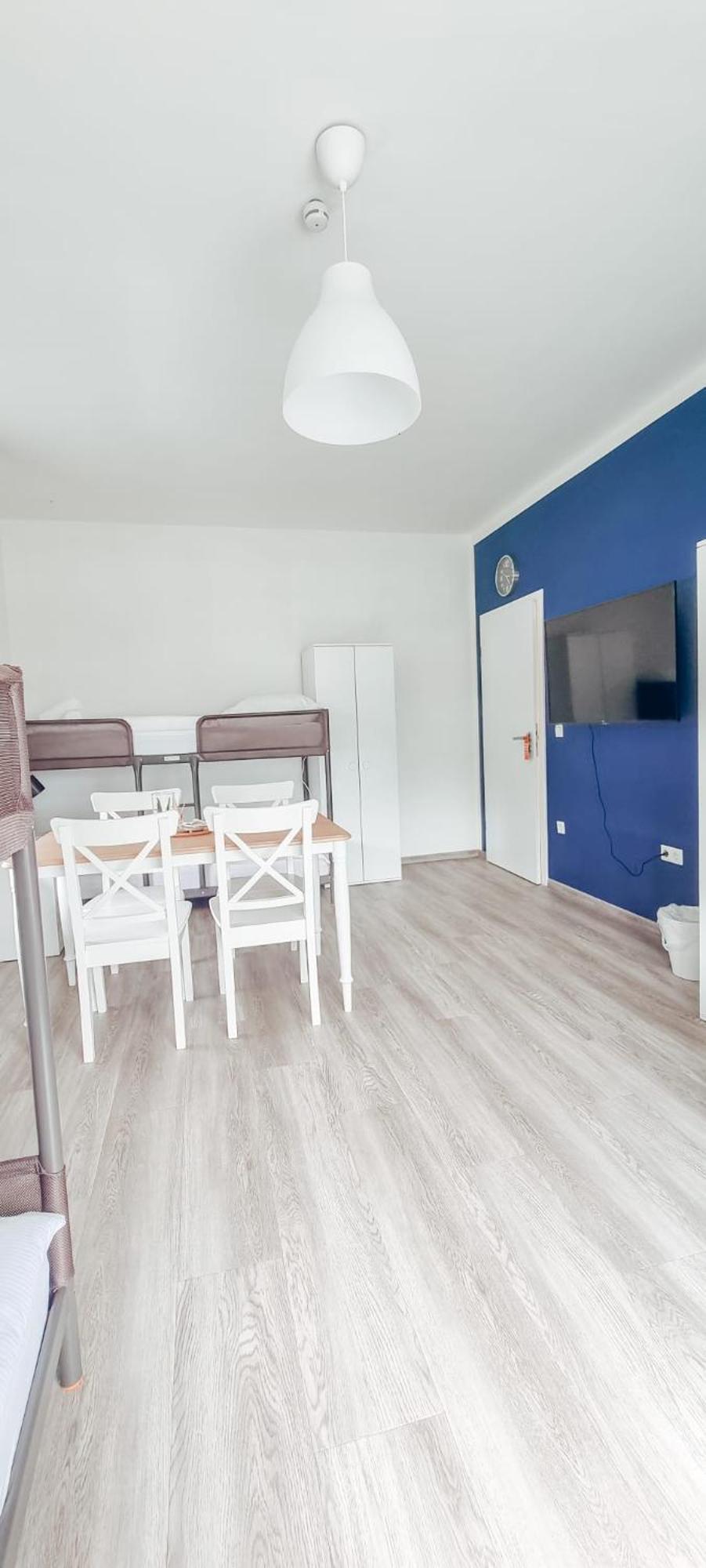 Sechsbettzimmer "Blau" In Zentraler Lage BRE 외부 사진